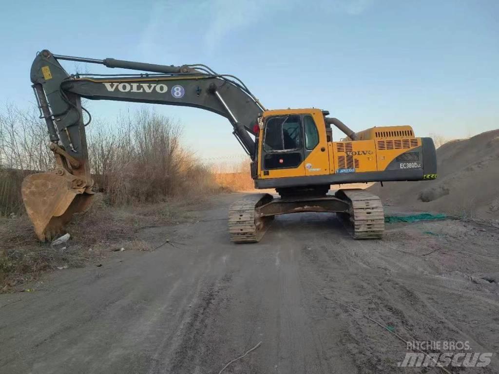 Volvo EC 360 حفارات زحافة