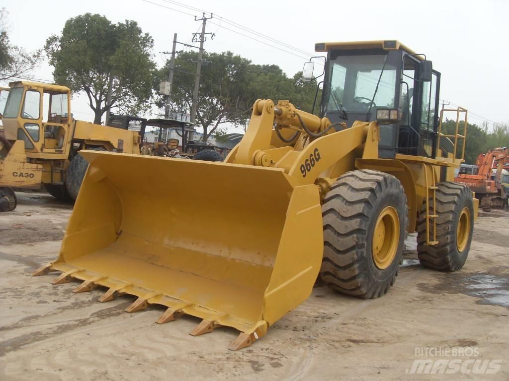 CAT 966G لوادر بعجل