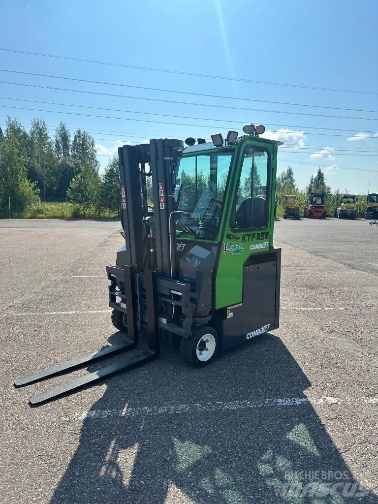 Combilift CBE 3000 شاحنات ذات رافعات شوكية تعمل بالكهرباء