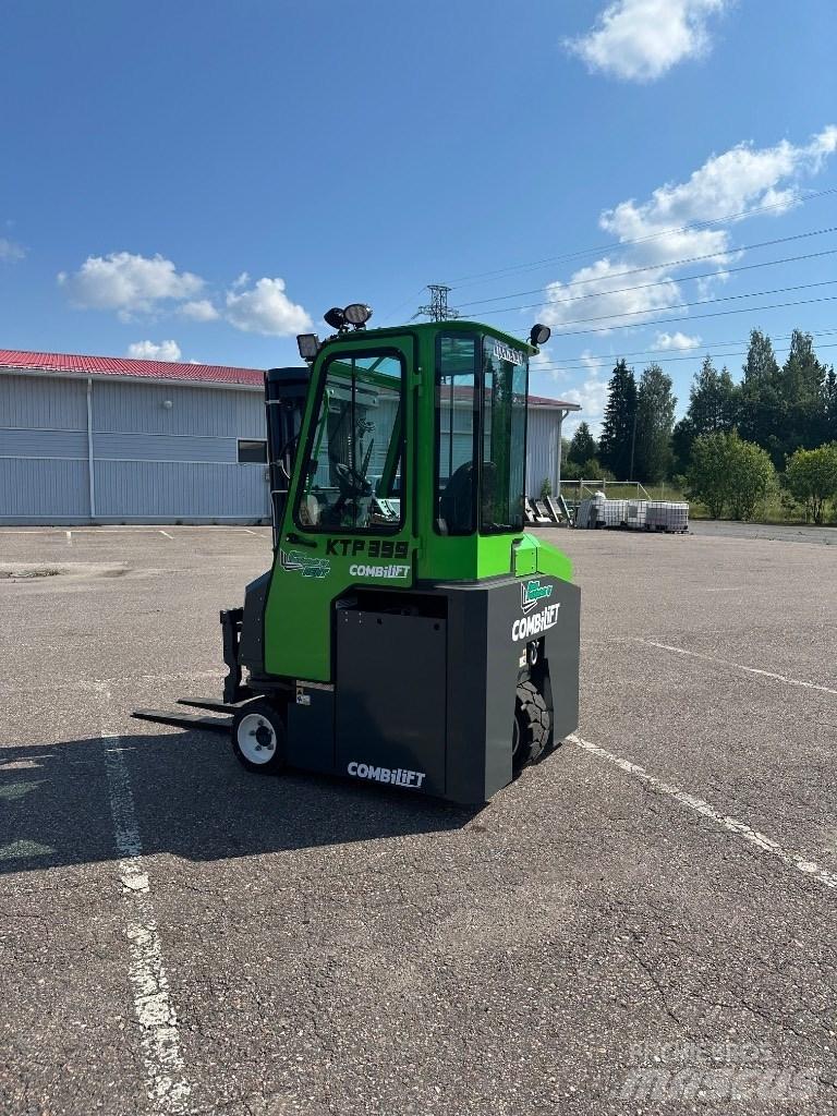 Combilift CBE 3000 شاحنات ذات رافعات شوكية تعمل بالكهرباء