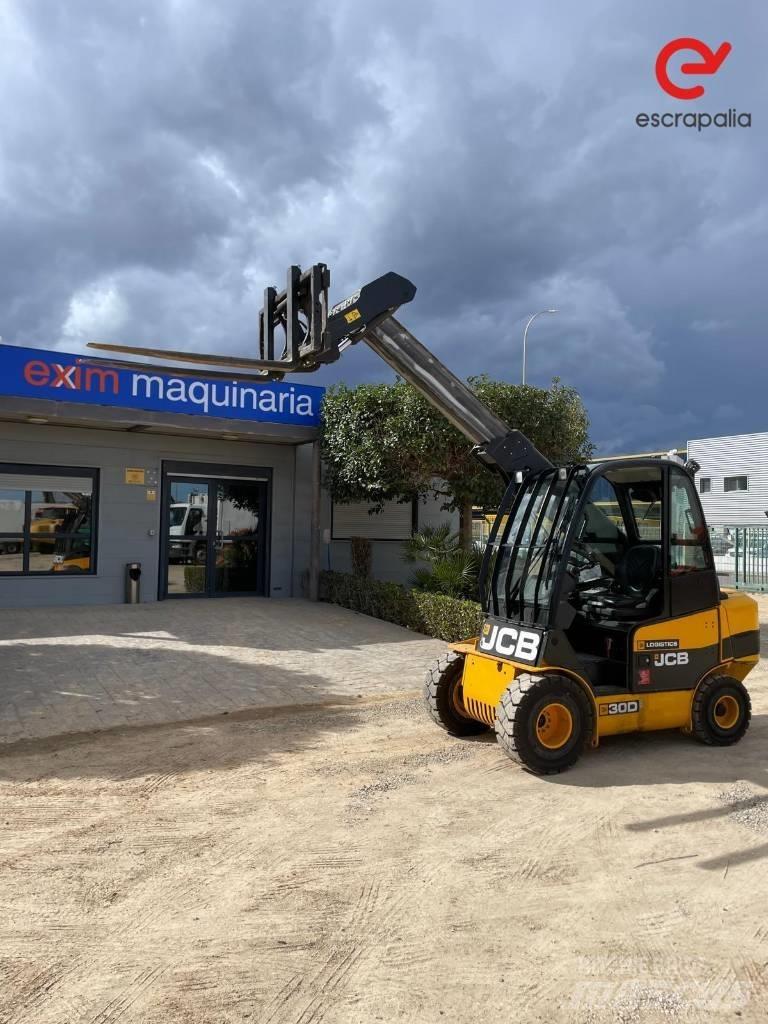JCB TLT 30D2WD LOG مناولات متداخلة