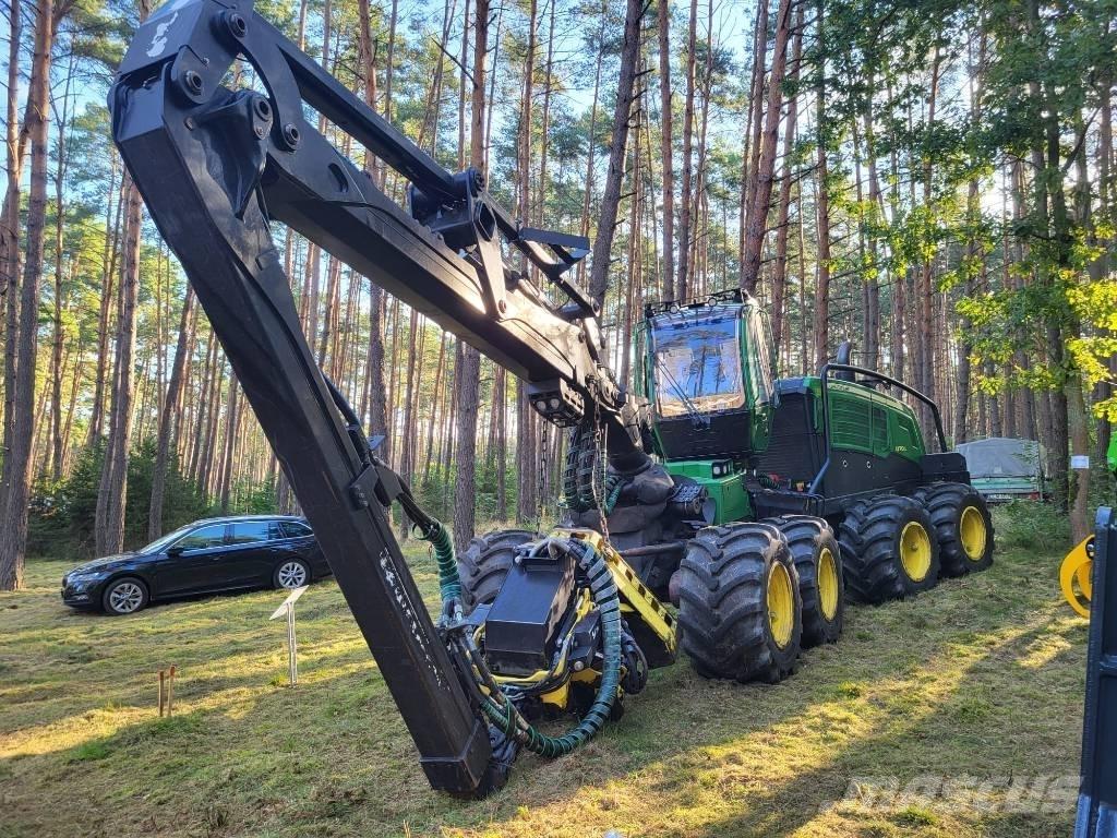 Johan Deere 1270G حصادات