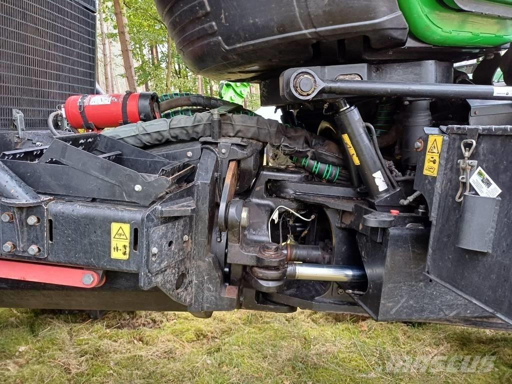 Johan Deere 1270G حصادات