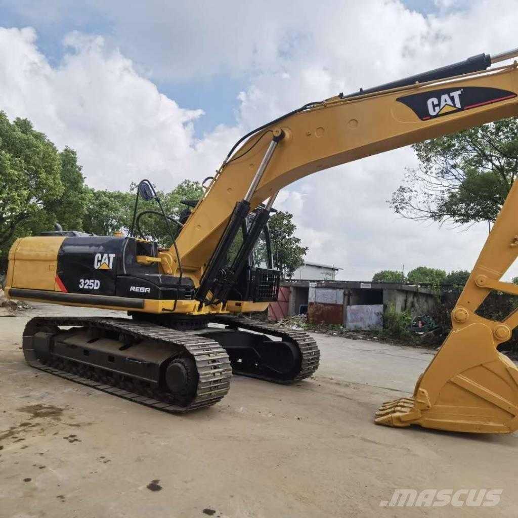 CAT 325 D L حفارات زحافة