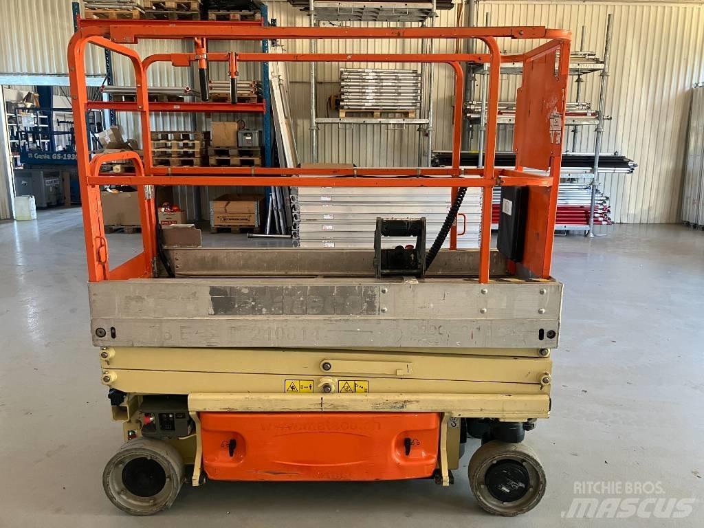 JLG 1930 ES رافعات مقصية الشكل