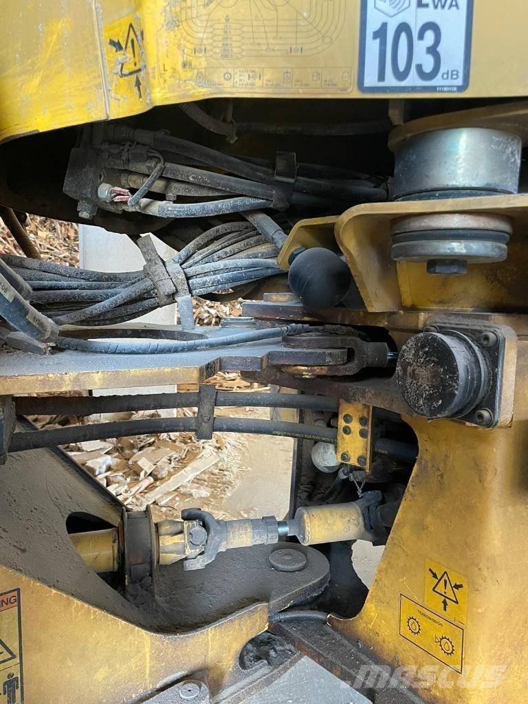 Volvo L50C لوادر صغيرة