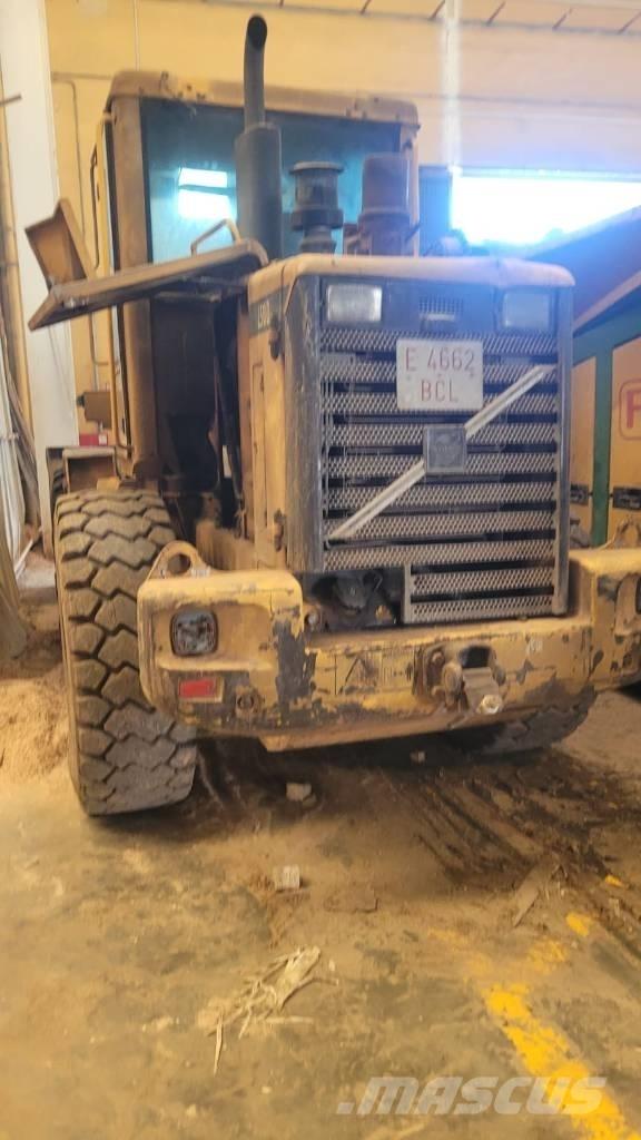 Volvo L50C لوادر صغيرة
