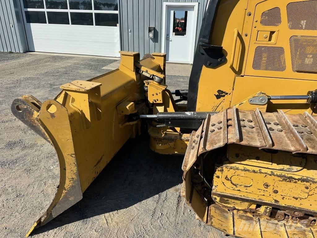 CAT D 5 K 2 LGP بلدوزرات مجنزرة