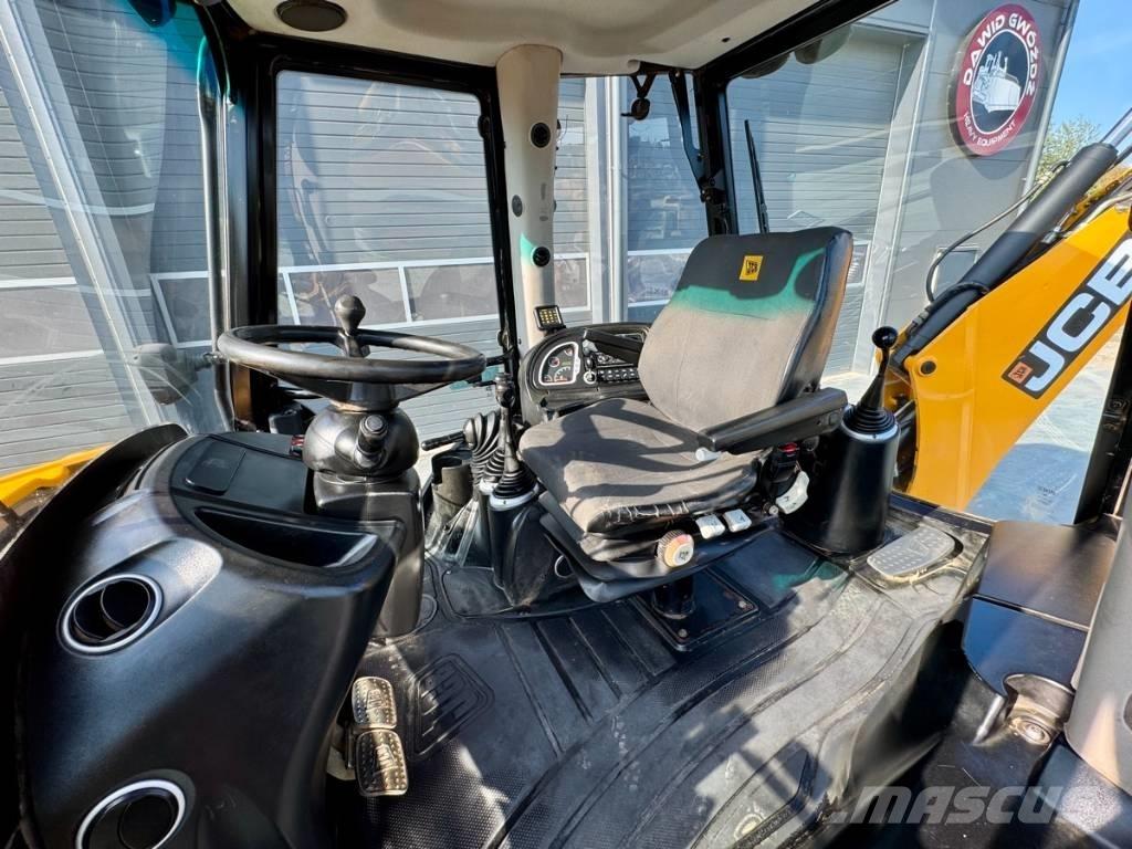 JCB 4 CX لوادر ذات جرافات عكسية