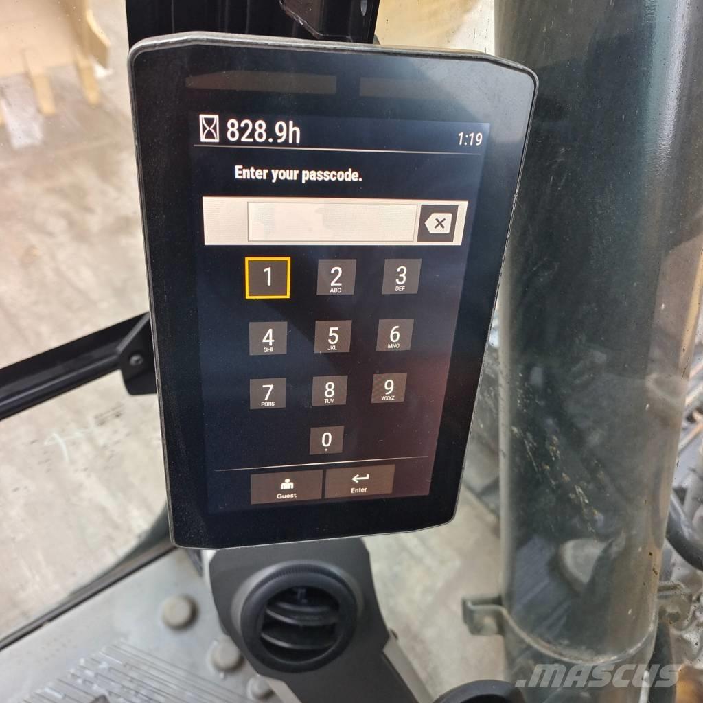 CAT 320 GC حفارات زحافة