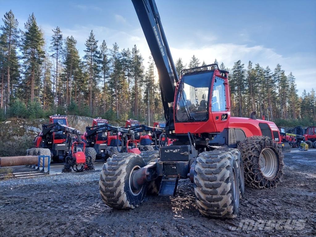 Komatsu 911 حصادات