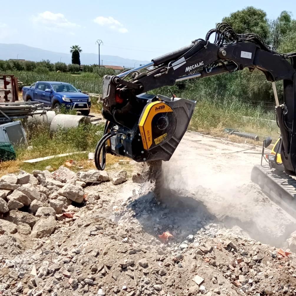 MB Crusher MB-C50 ماكينات أخرى لتجهيز الأراضي