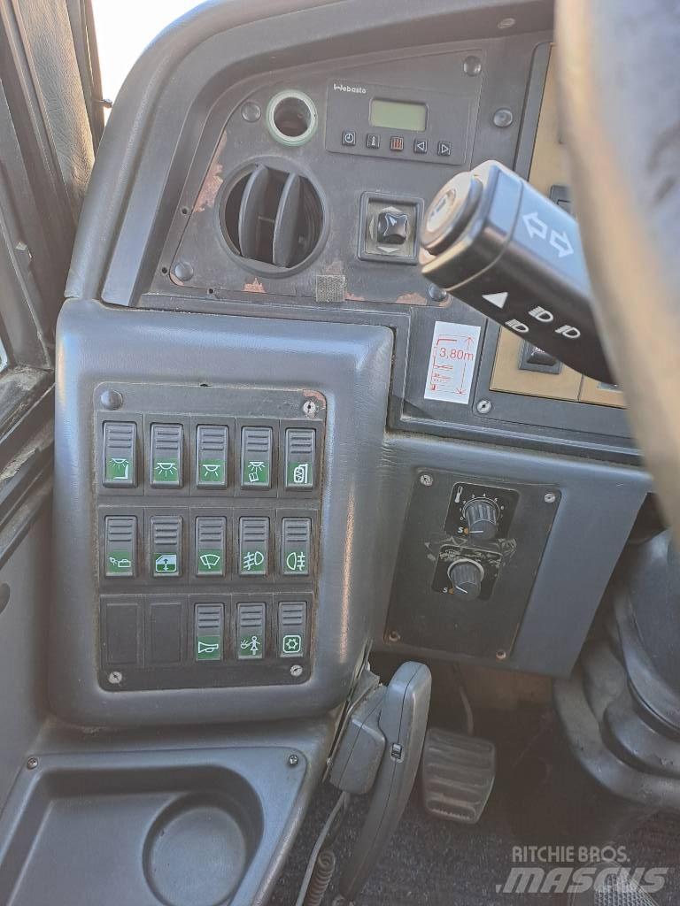 MAN Mistral70 المركبة