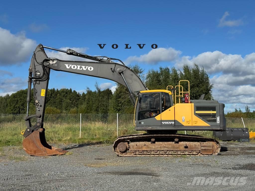 Volvo EC 300 E حفارات زحافة