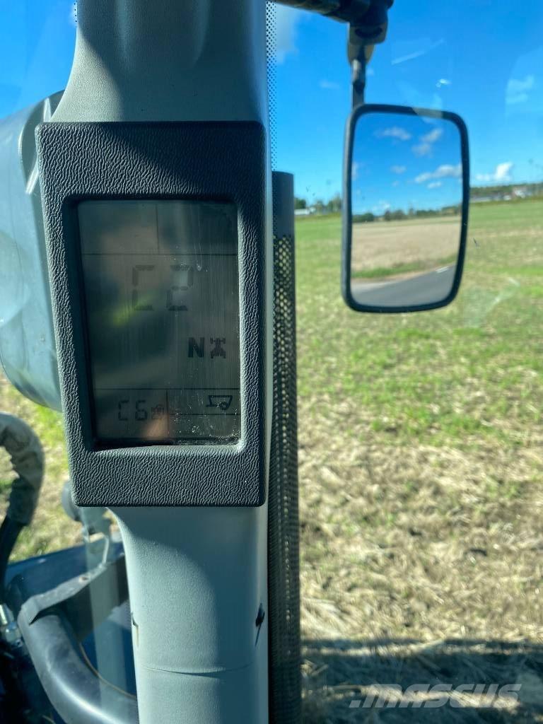 CLAAS Arion 620 الجرارات