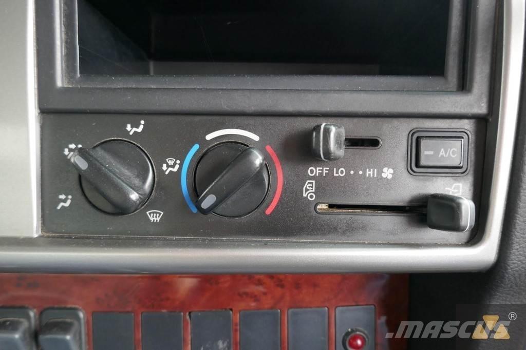 Hino 700FY crane رافعات صالحة لكل أنواع الطرق