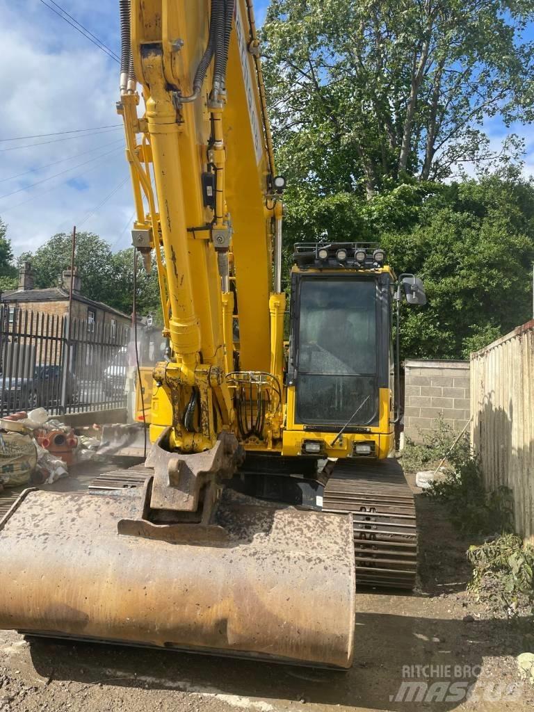 Komatsu PC 138 US حفارات زحافة
