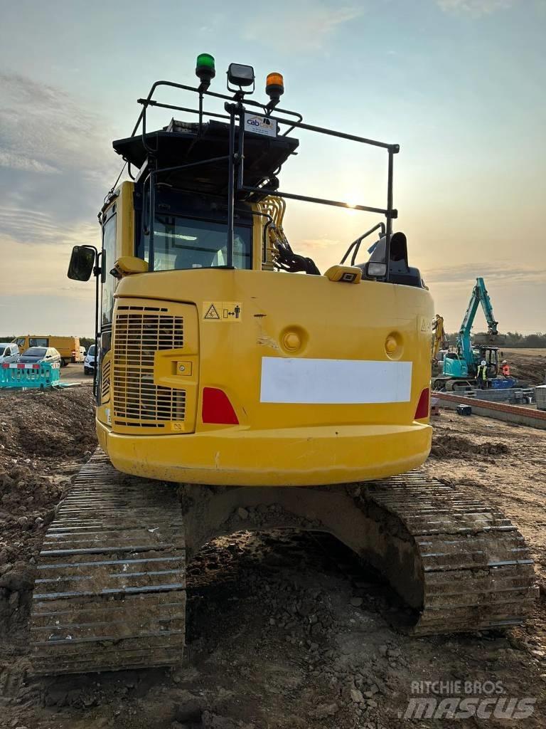 Komatsu PC 138 US حفارات زحافة