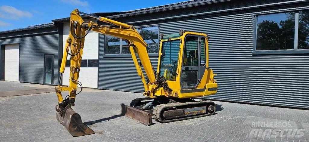 Yanmar B37 V حفارات صغيرة أقل من 7 طن (حفارات صغيرة)