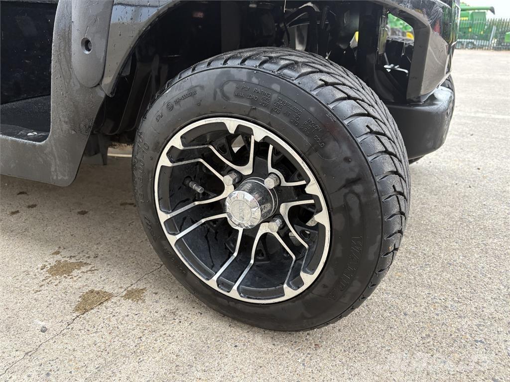 Club Car Onward 6 ماكينات زراعية أخرى