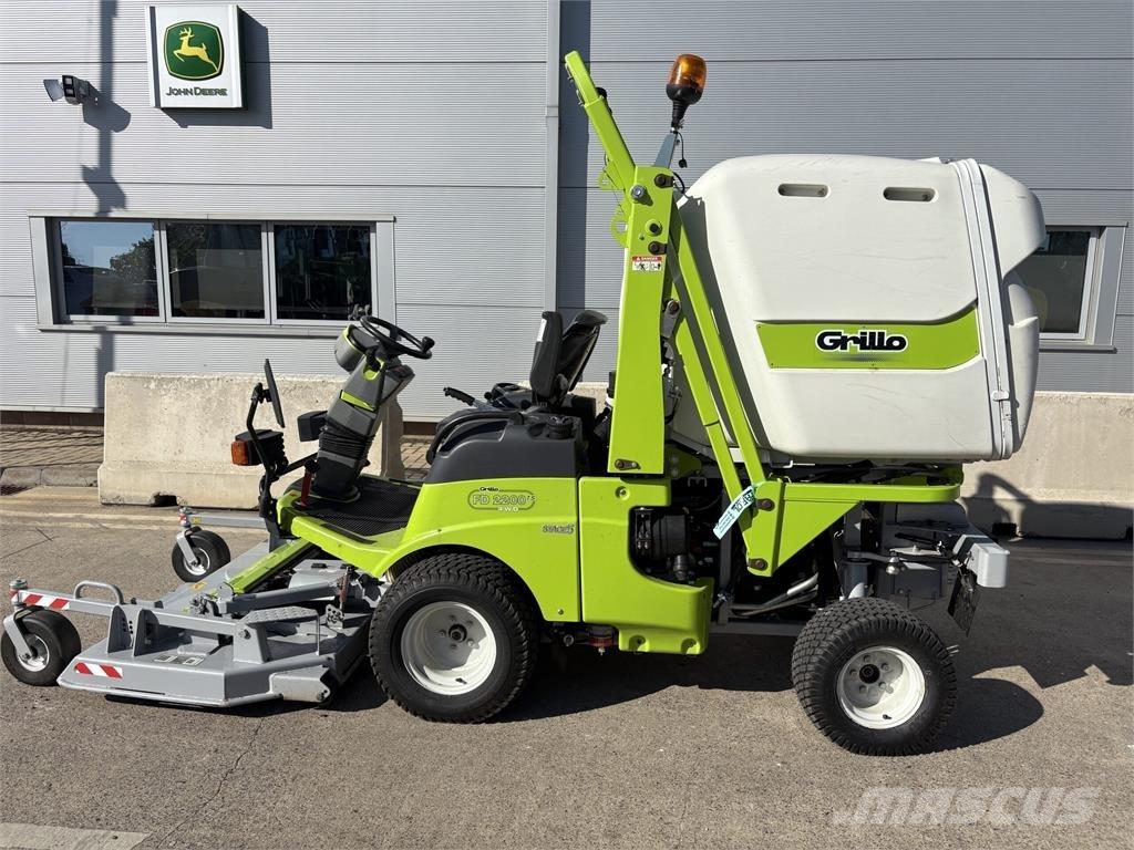 Grillo FD2200TS ركوب الحشائش