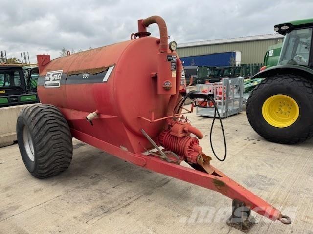 Hi-Spec 800 Gallon ماكينات زراعية أخرى
