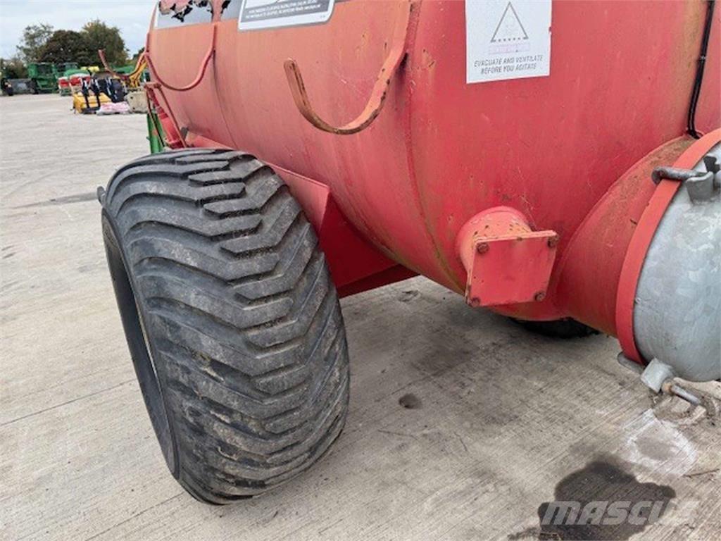Hi-Spec 800 Gallon ماكينات زراعية أخرى