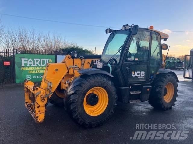 JCB 535-95 معدات مناولة لأغراض الزراعة