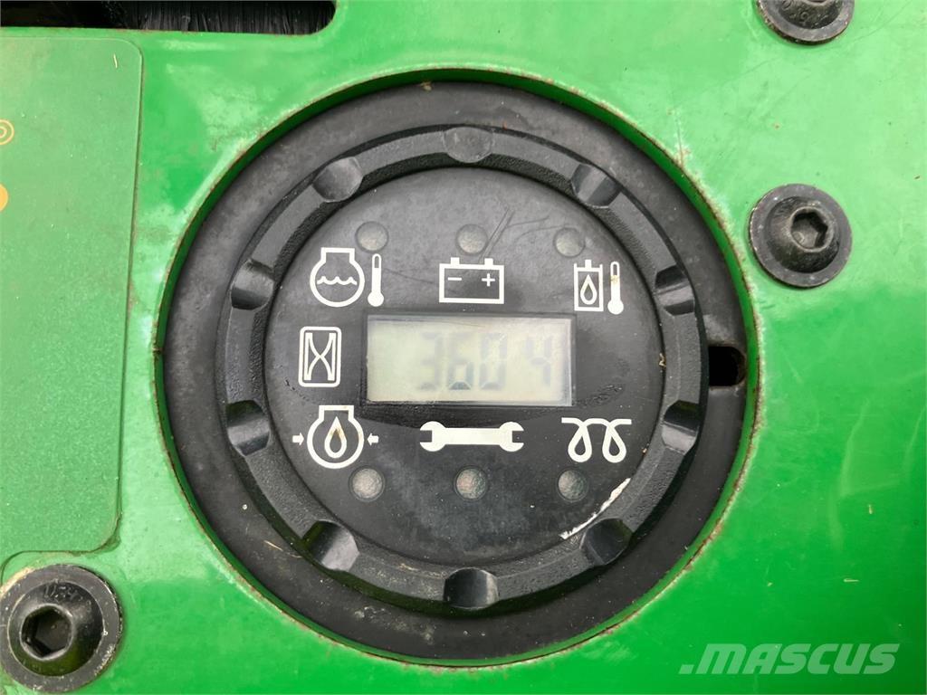 John Deere 1570 ماكينات زراعية أخرى