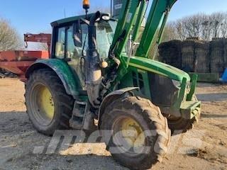 John Deere 6110M الجرارات