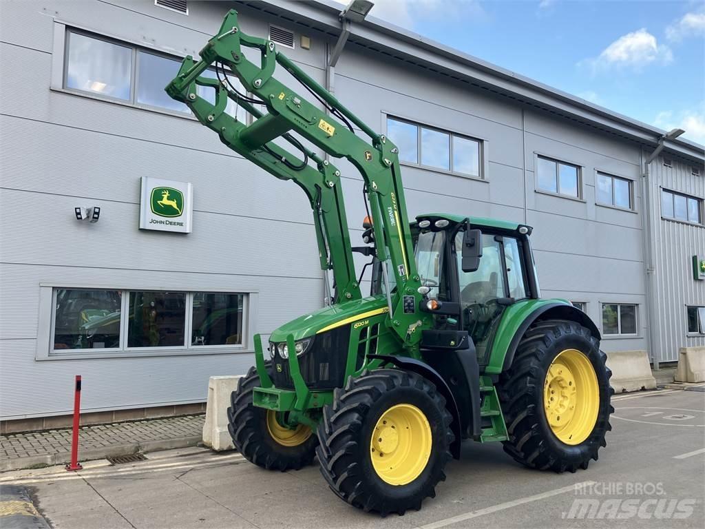 John Deere 6120M الجرارات