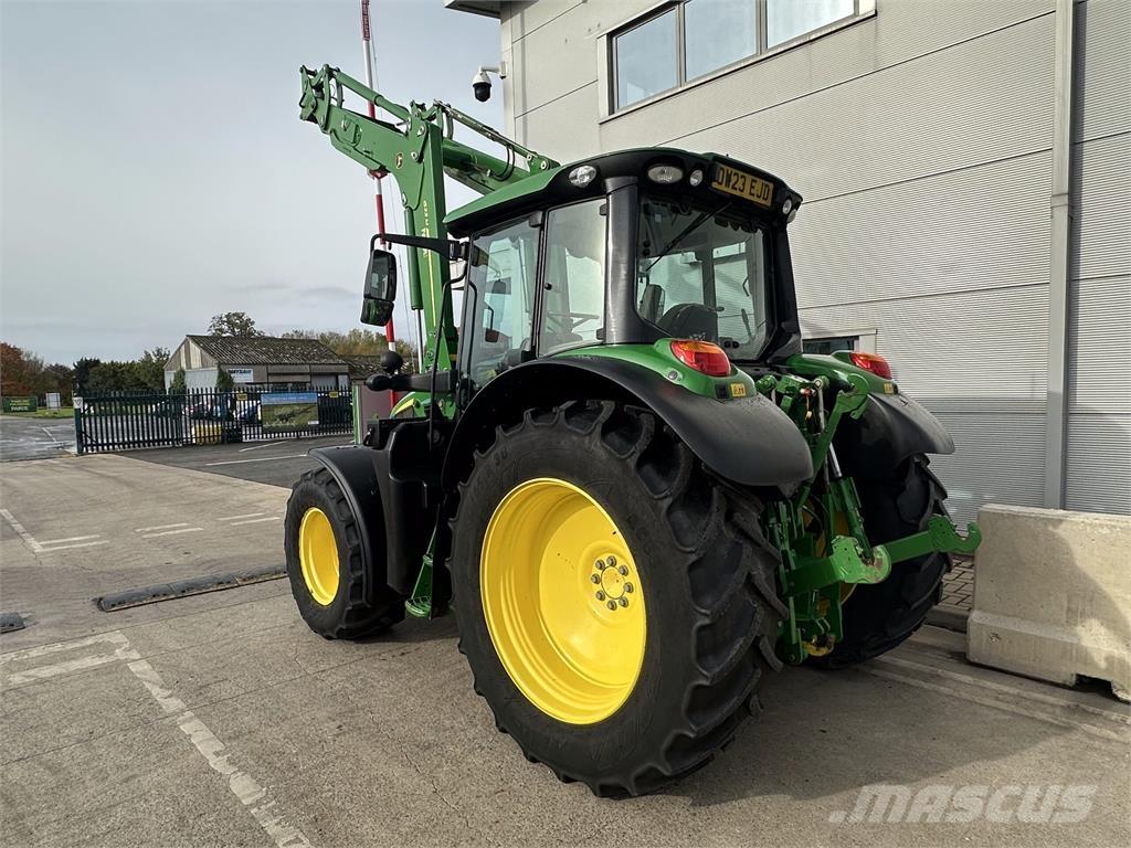 John Deere 6120M الجرارات