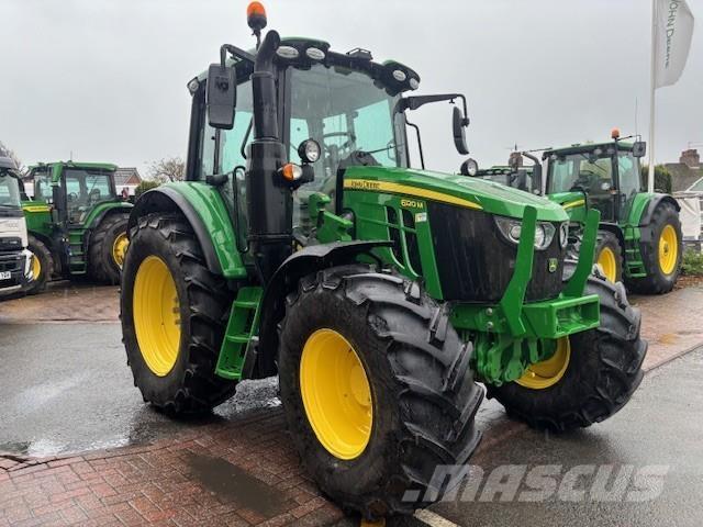 John Deere 6120M الجرارات