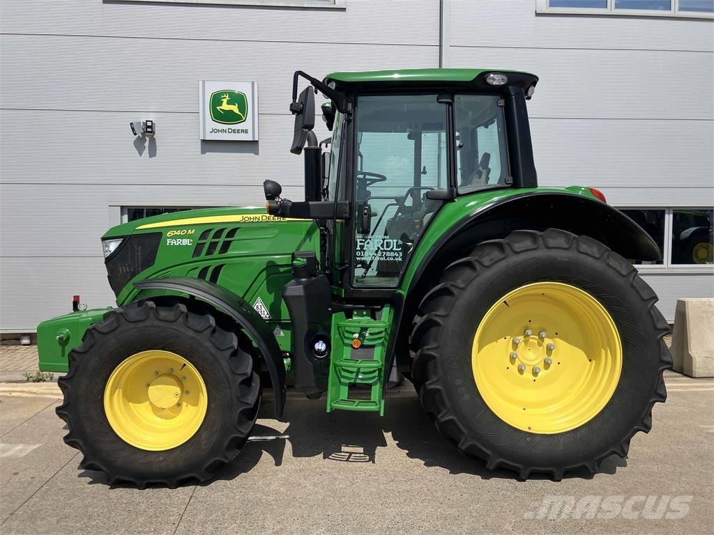 John Deere 6140M الجرارات