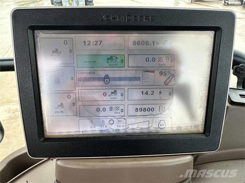 John Deere 6150R الجرارات