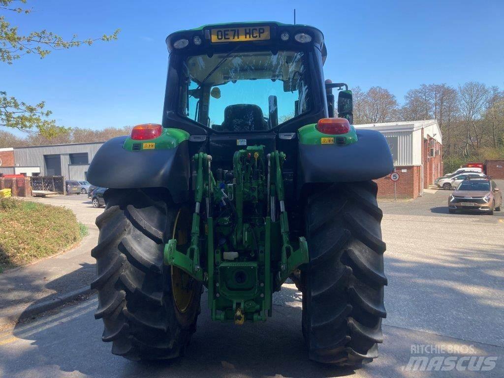 John Deere 6155M الجرارات
