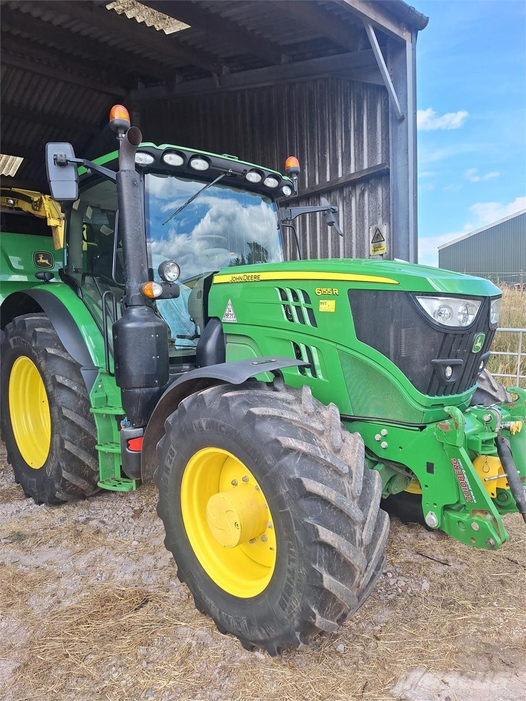 John Deere 6155R الجرارات