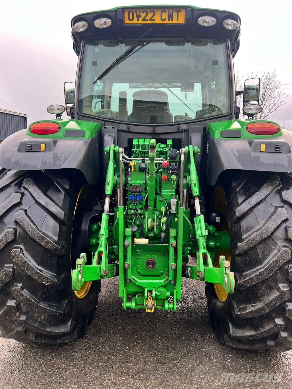 John Deere 6155R الجرارات