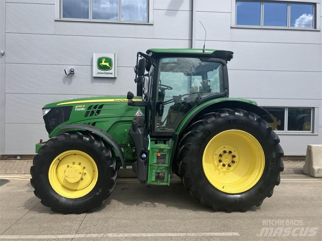 John Deere 6155R الجرارات