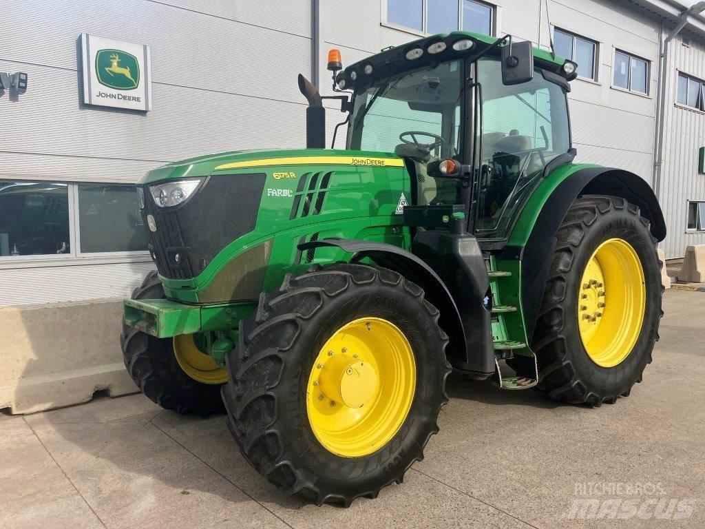 John Deere 6175R الجرارات