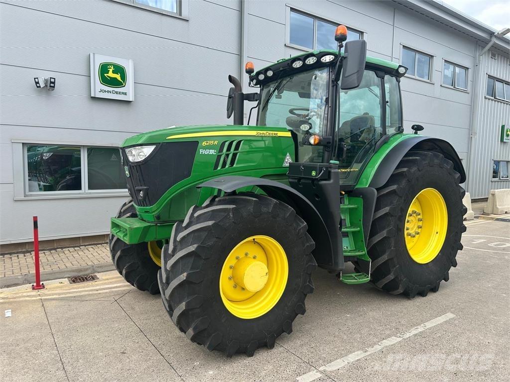 John Deere 6215R الجرارات