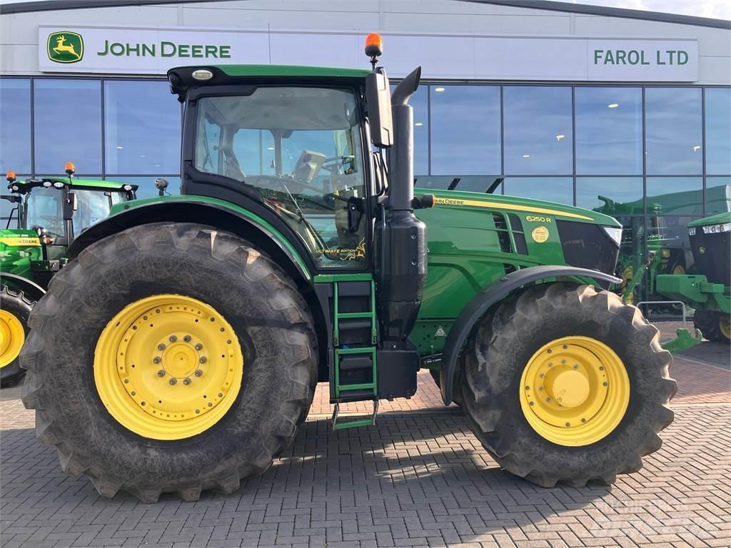 John Deere 6250R الجرارات