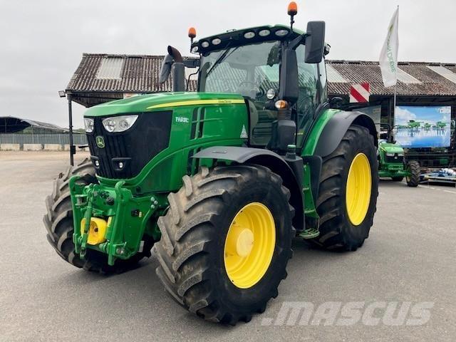 John Deere 6250R الجرارات