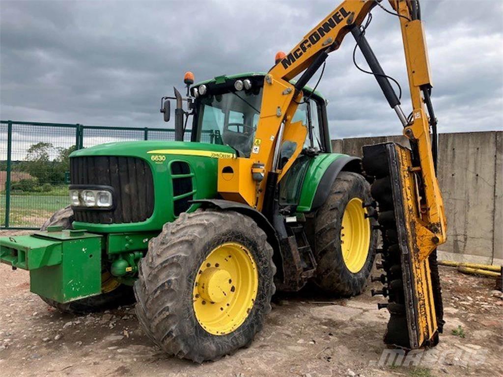 John Deere 6630 Premium الجرارات