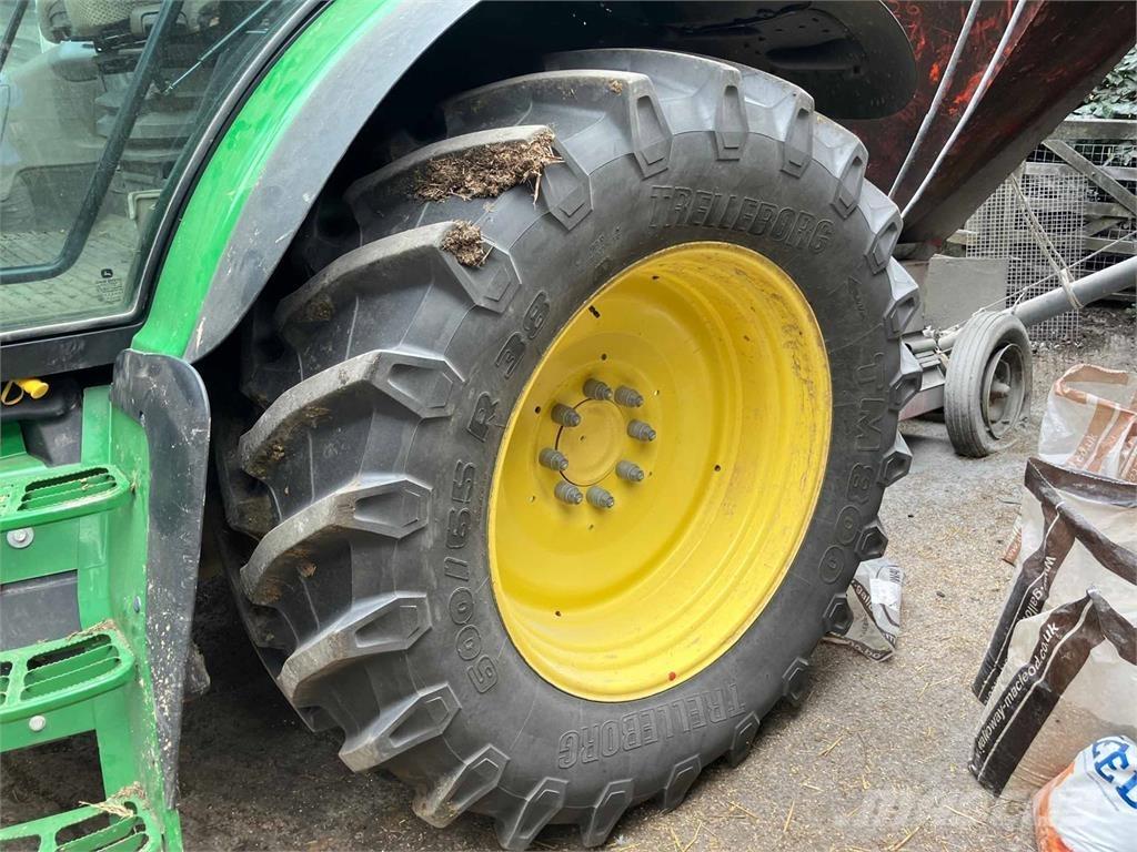 John Deere 6R 150 الجرارات