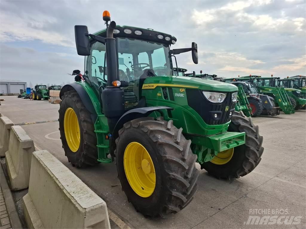John Deere 6R 150 الجرارات