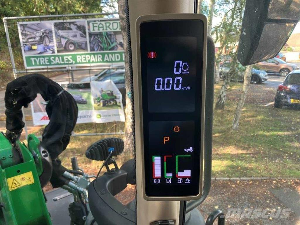 John Deere 6R 150 الجرارات