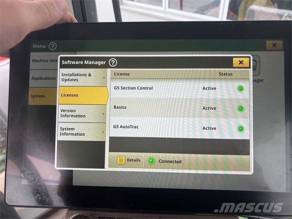 John Deere 6R 155 الجرارات