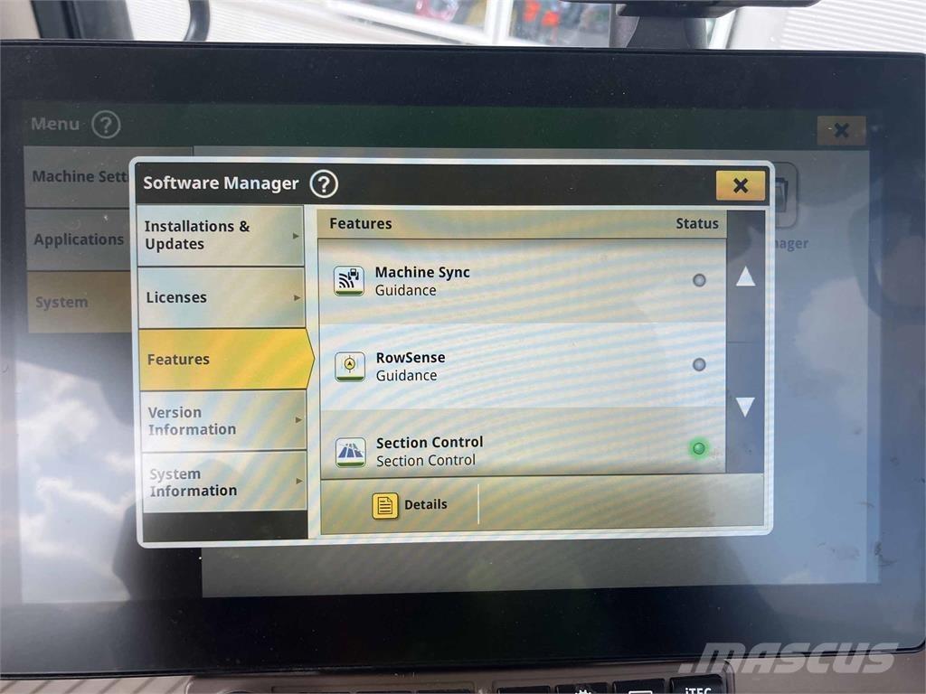 John Deere 6R 155 الجرارات