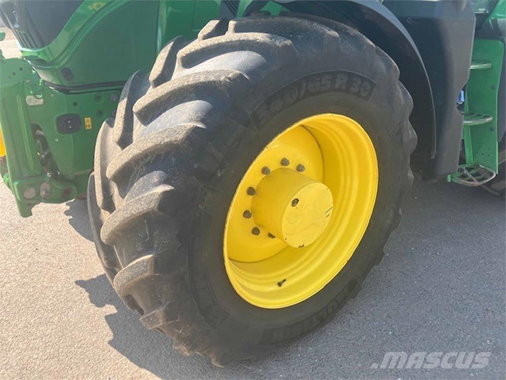 John Deere 6R 185 الجرارات